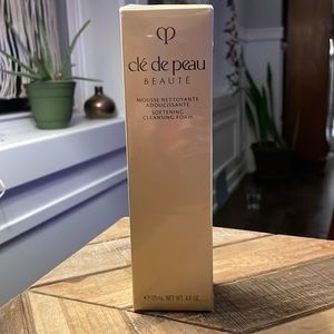 Clé De Peau Beauté Softening Cleansing Foam 4.8 oz/125 ml - Brand New and Sealed